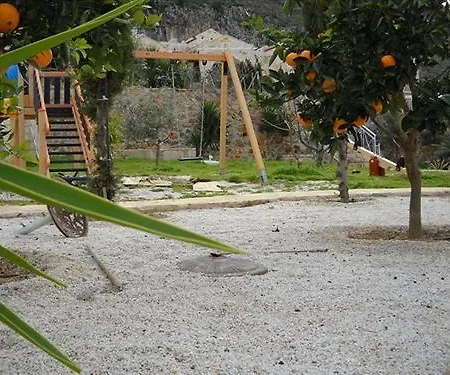 Villa Apollo - Saint George's Retreat Village
